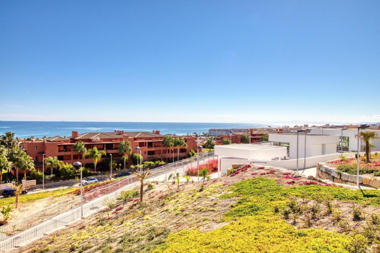 كاساريس Newly Constructed 2 Bed Apartment With Sea Views المظهر الخارجي الصورة